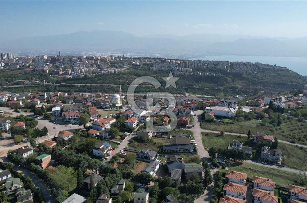 İZMİT TÜYSÜZLER ADONİS SİTESİ SATILIK 4+1 GENİŞ BAHÇELİ VİLLA