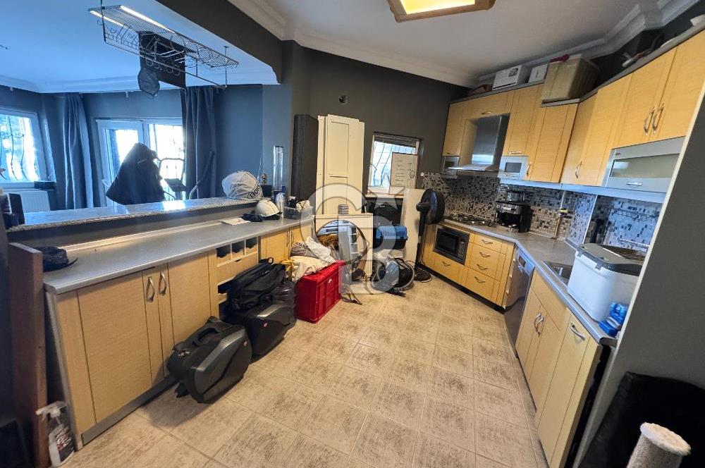 BAŞİSKELE BAHÇECİK DENİZ - DOĞA MANZARALI SATILIK KÖŞE VİLLA