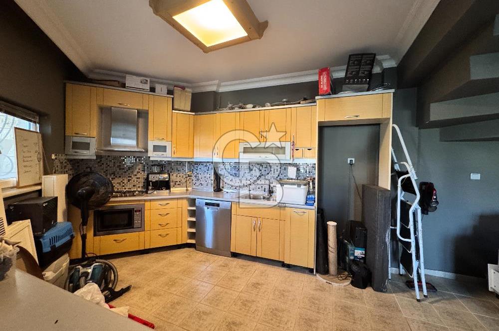 BAŞİSKELE BAHÇECİK DENİZ - DOĞA MANZARALI SATILIK KÖŞE VİLLA