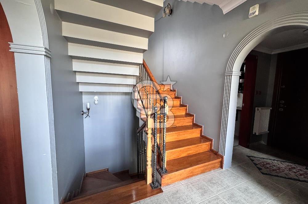 BAŞİSKELE BAHÇECİK DENİZ - DOĞA MANZARALI SATILIK KÖŞE VİLLA