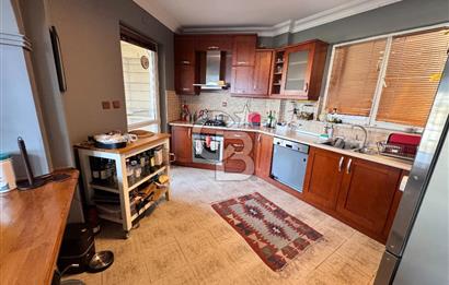 BAŞİSKELE BAHÇECİK DENİZ - DOĞA MANZARALI SATILIK KÖŞE VİLLA