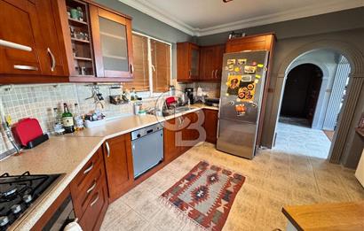 BAŞİSKELE BAHÇECİK DENİZ - DOĞA MANZARALI SATILIK KÖŞE VİLLA