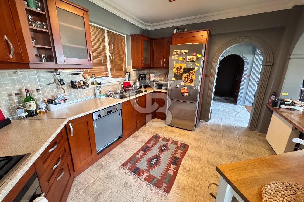 BAŞİSKELE BAHÇECİK DENİZ - DOĞA MANZARALI SATILIK KÖŞE VİLLA