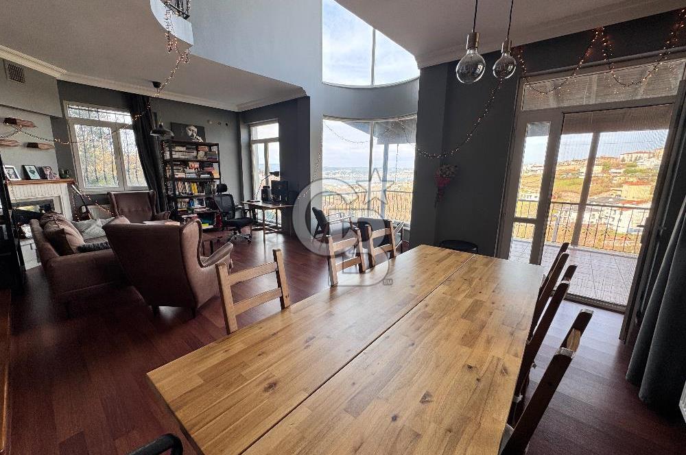 BAŞİSKELE BAHÇECİK DENİZ - DOĞA MANZARALI SATILIK KÖŞE VİLLA