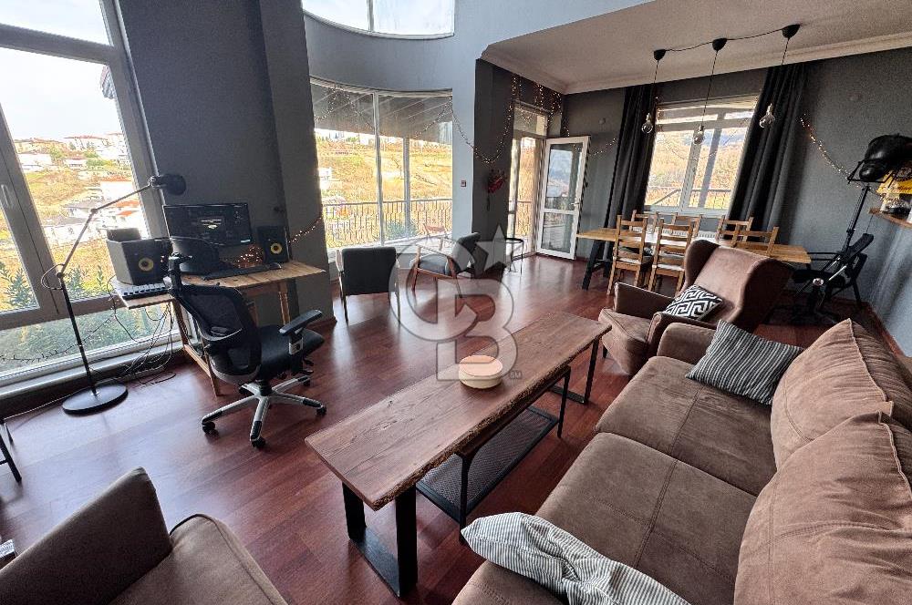 BAŞİSKELE BAHÇECİK DENİZ - DOĞA MANZARALI SATILIK KÖŞE VİLLA