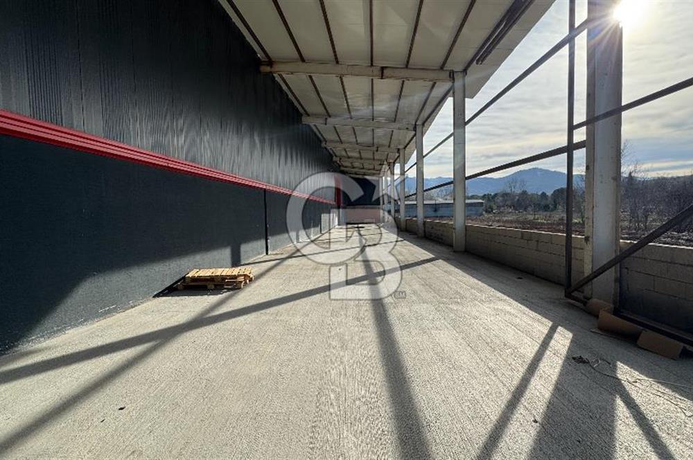 BAŞİSKELE OVACIK'DA CADDE ÜZERİ ''KDV AVANTAJLI'' KİRALIK DEPO