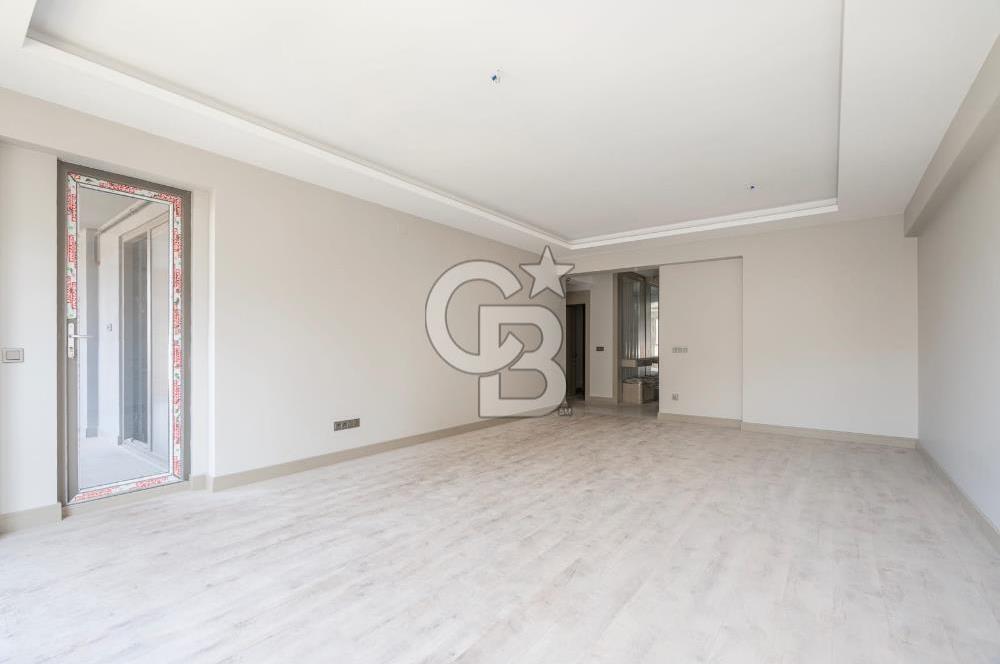 B BLACK GAYRİMENKUL GÜVENCESİYLE KONFOR BALAT'TA 4+1 SATILIK LÜKS DAİRE 