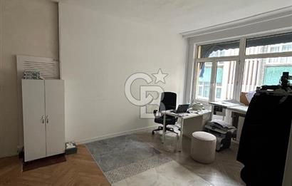 RUMELİ CADDESİ ÜZERİNDE 3+1 SATILIK DAİRE