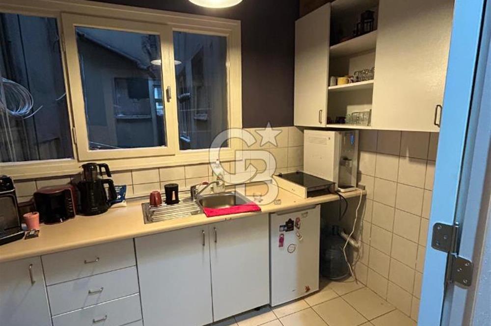 RUMELİ CADDESİ ÜZERİNDE 3+1 SATILIK DAİRE