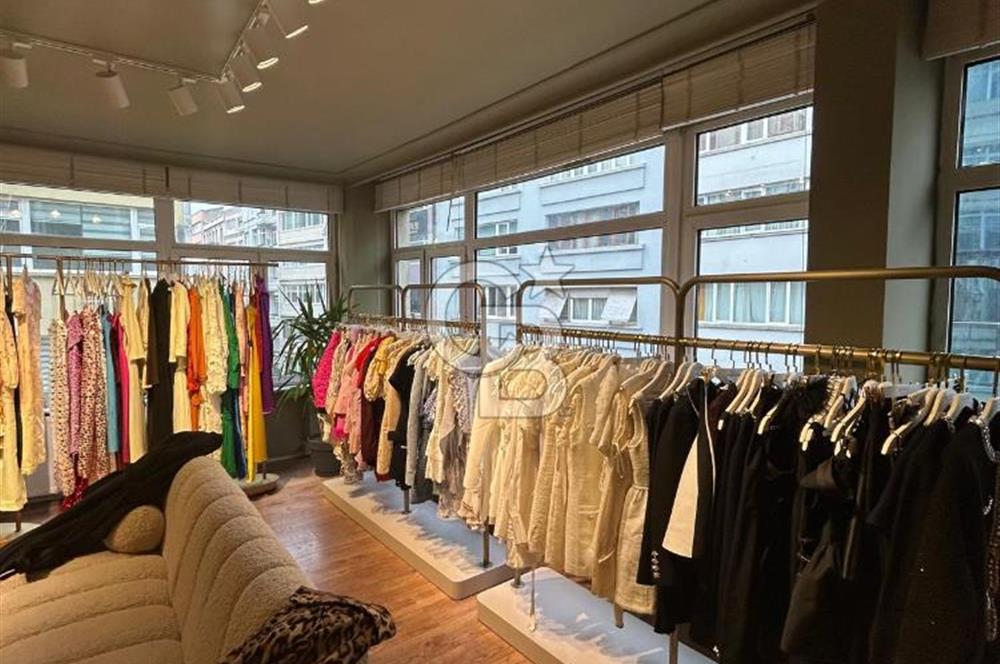 RUMELİ CADDESİ ÜZERİNDE 3+1 SATILIK DAİRE