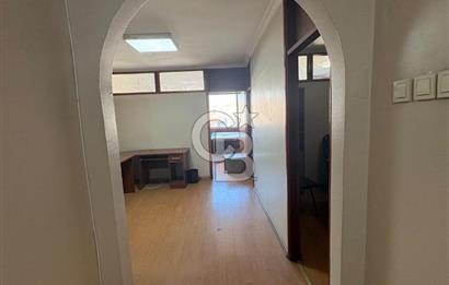 Kızılay Maltepe Cadde Üzeri Metroya Yakın EŞYALI Kiralık Ofis