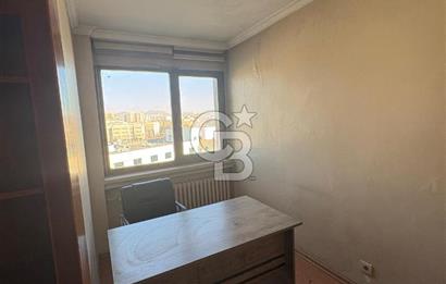 Kızılay Maltepe Cadde Üzeri Metroya Yakın EŞYALI Kiralık Ofis