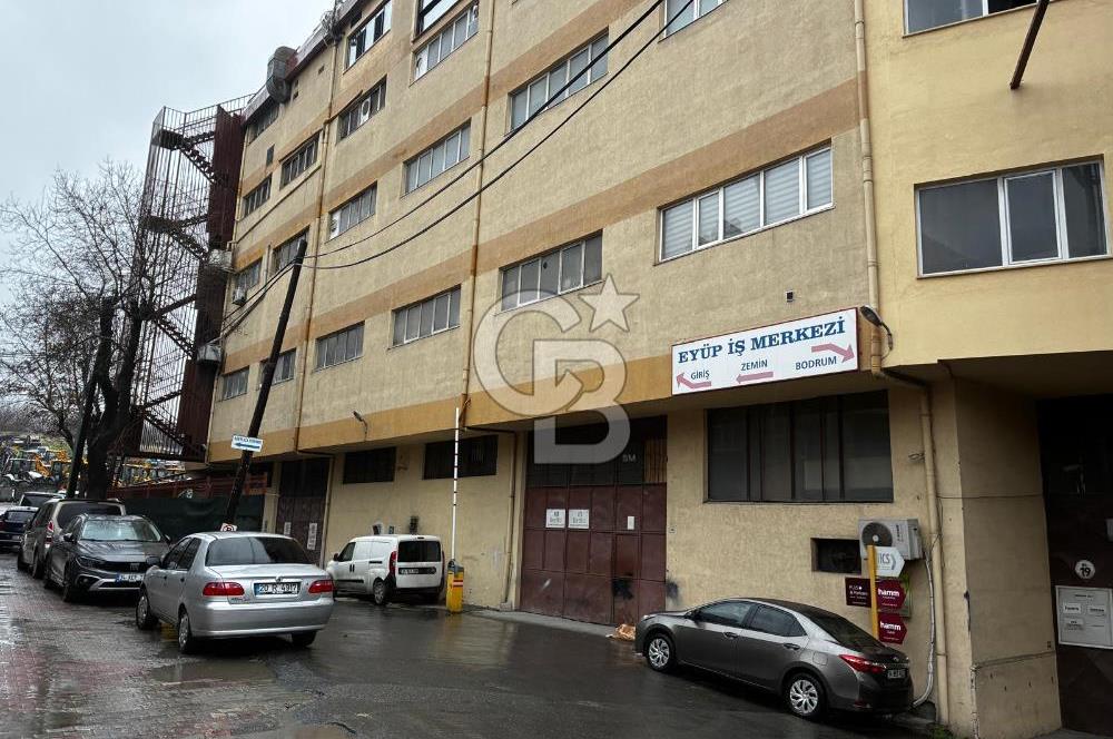 Eyüp İş Merkezinde Satılık | 4 Ayrı Tapulu | 1007 m² Çok Maksat