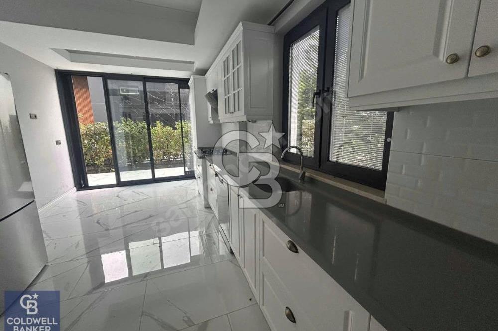 Başiskele Damlar Deluxete 4+1 Lüks Dubleks Bahçeli Villa