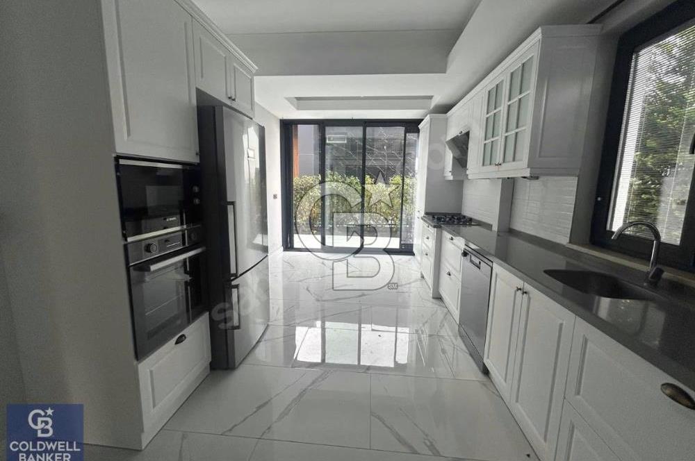 Başiskele Damlar Deluxete 4+1 Lüks Dubleks Bahçeli Villa