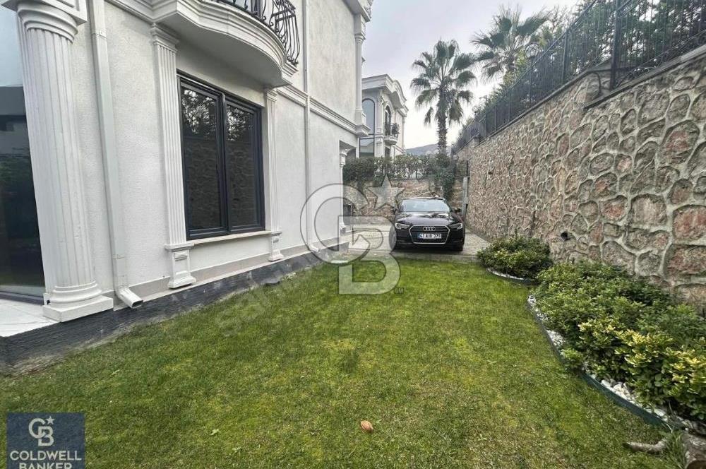 Başiskele Damlar Deluxete 4+1 Lüks Dubleks Bahçeli Villa