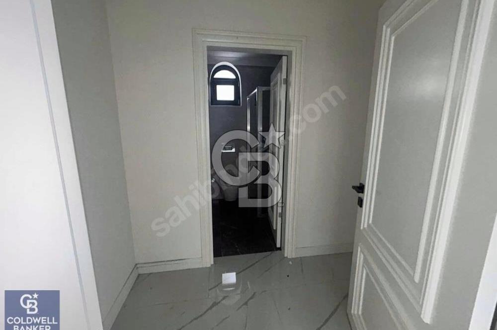 Başiskele Damlar Deluxete 4+1 Lüks Dubleks Bahçeli Villa