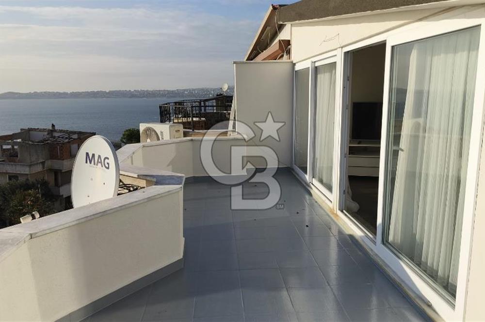 BEYLİKDÜZÜ GÜRPINAR SEVCAN SİTESİNDE DENİZ MANZARALI VİLLA