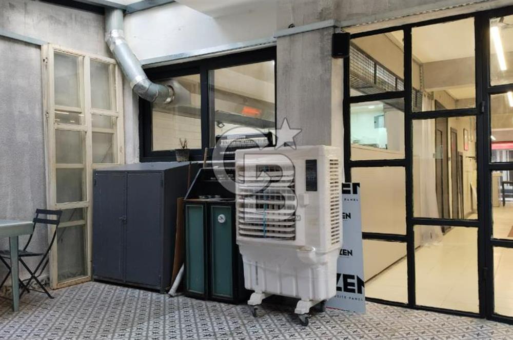 Alsancak, Kıbrıs Şehitlerinde, Devren Kiralık Burger Cafe