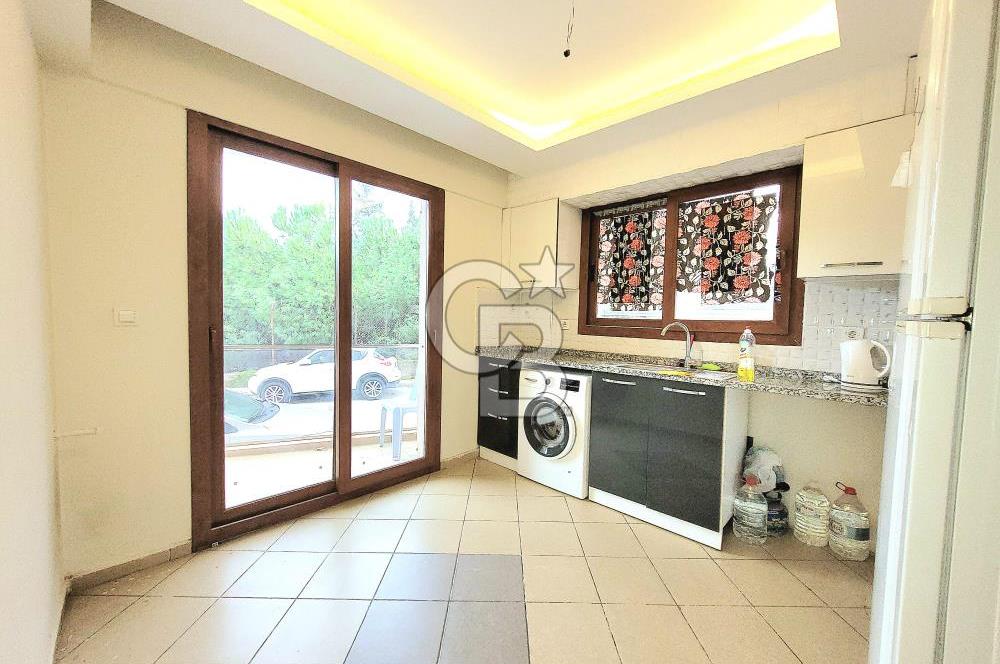 POLİGON'DA GENÇ BİNA'DA ASANSÖRLÜ OTOPARKLI SATILIK 2+1 DAİRE