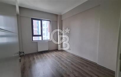 CUMHURİYET MAHALLESİ METROYA ADIM MESAFE 4+1 KİRALIK DAİRE