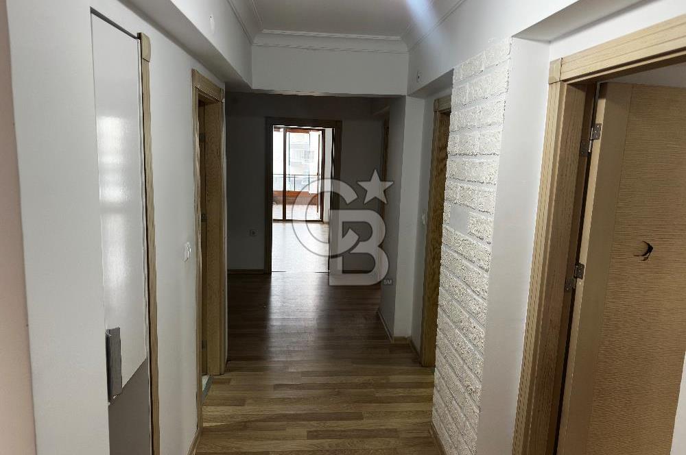 FERİDUN ÇELİK MAHALLESİNDE SATILIK 4+1