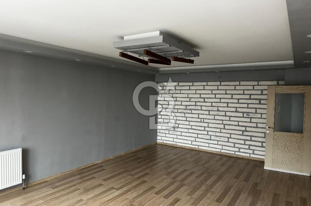 FERİDUN ÇELİK MAHALLESİNDE SATILIK 4+1