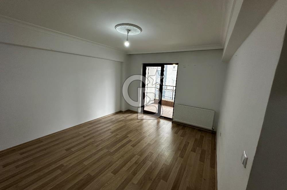 FERİDUN ÇELİK MAHALLESİNDE SATILIK 4+1