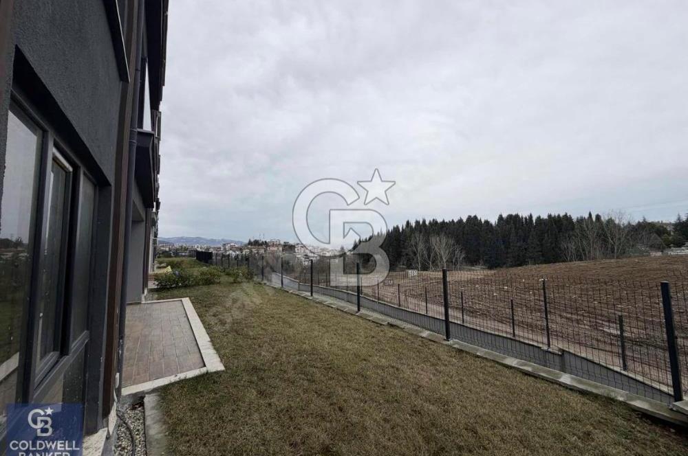 Başiskele Royal Akkurt City'de Düz Bahçeli Satılık 3+1 Daire