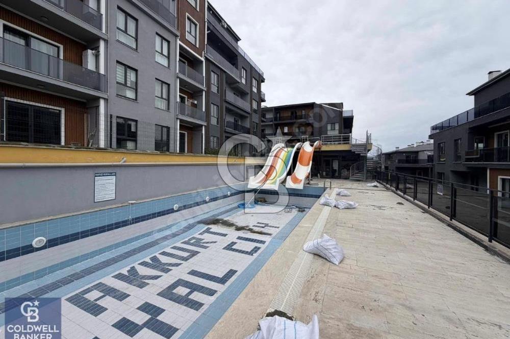 Başiskele Royal Akkurt City'de Düz Bahçeli Satılık 3+1 Daire