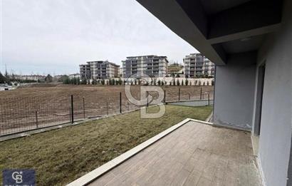 Başiskele Royal Akkurt City'de Düz Bahçeli Satılık 3+1 Daire