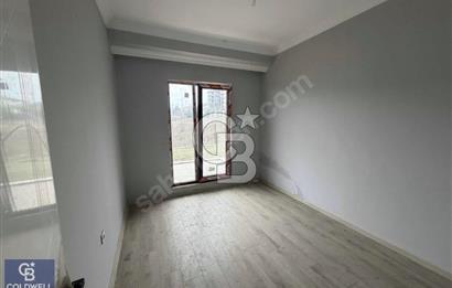 Başiskele Royal Akkurt City'de Düz Bahçeli Satılık 3+1 Daire