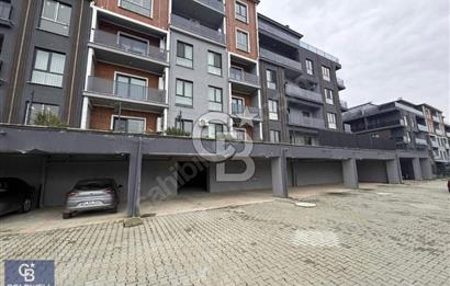 Başiskele Royal Akkurt City'de Düz Bahçeli Satılık 3+1 Daire