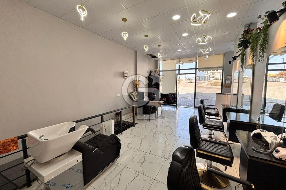 Cb Mahallden Hazır kiracılı satılık dükkan