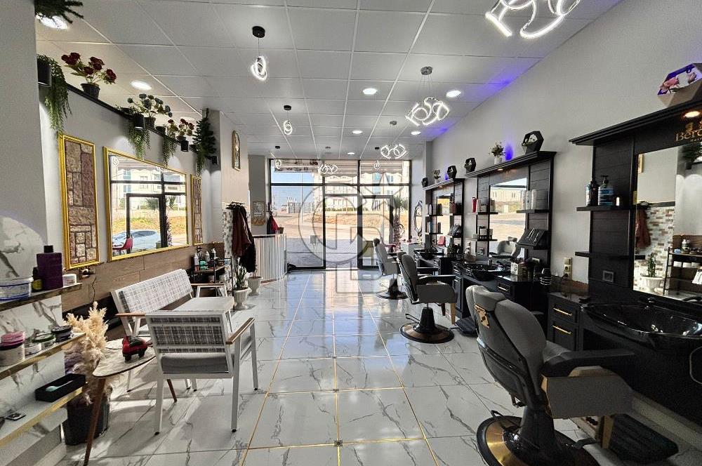 Cb Mahallden Hazır kiracılı satılık dükkan