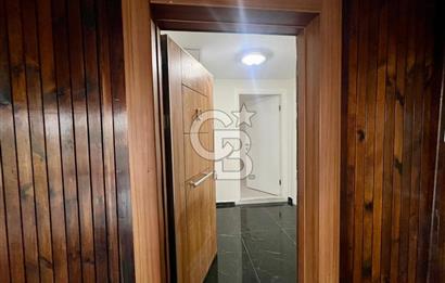 Bornova Yakaköy de Müstakil Bahçeli 6+2 Kiralık Villa