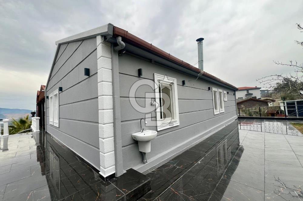 Bornova Yakaköy de Müstakil Bahçeli 6+2 Kiralık Villa