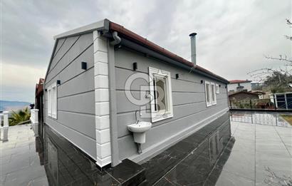 Bornova Yakaköy de Müstakil Bahçeli 6+2 Kiralık Villa