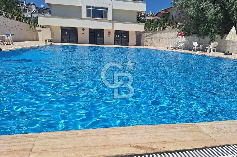 GÖLBAŞI' nda -HAVUZLU, 7/24 GÜVENLİKLİ SİTEDE SATILIK VİLLA