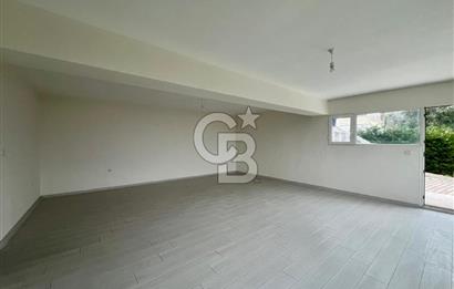 Bornova Yakaköy de Müstakil Bahçeli 6+2 Kiralık Villa