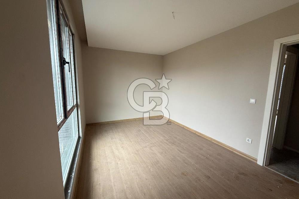 Kemerburgaz Kemer Orman Evlerinde 2+1 satışım Bahçe katı 