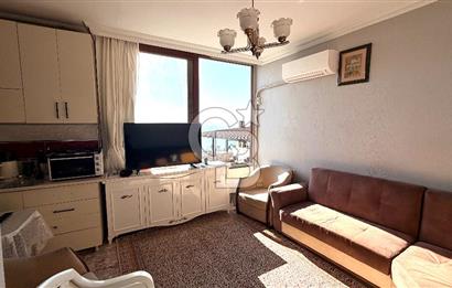 Bayraklıda Deniz Manzaralı Yatırıma Uygun Satılık Müstakil Bina 