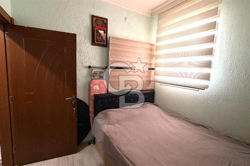 Bayraklıda Deniz Manzaralı Yatırıma Uygun Satılık Müstakil Bina 