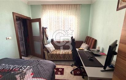 Bayraklıda Deniz Manzaralı Yatırıma Uygun Satılık Müstakil Bina 