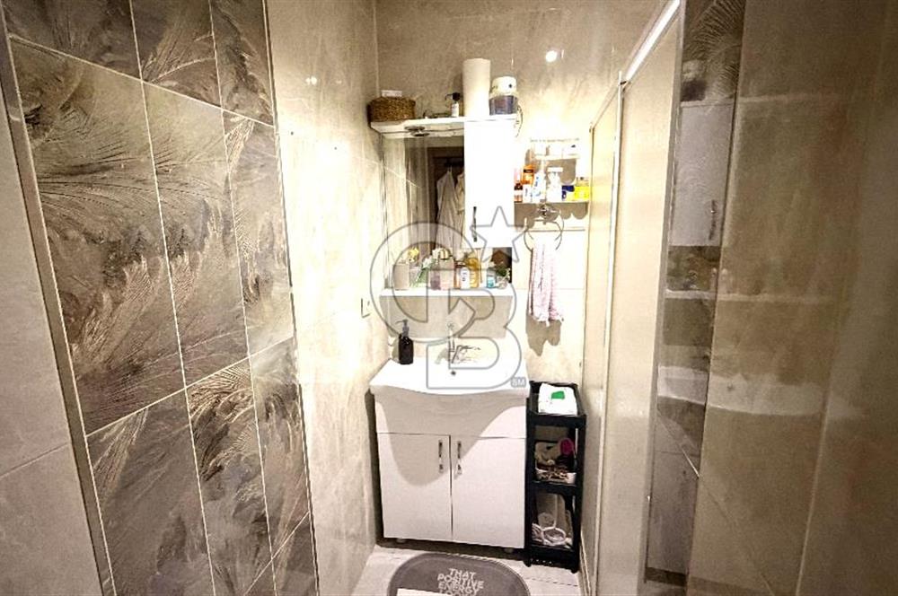 Bayraklıda Deniz Manzaralı Yatırıma Uygun Satılık Müstakil Bina 