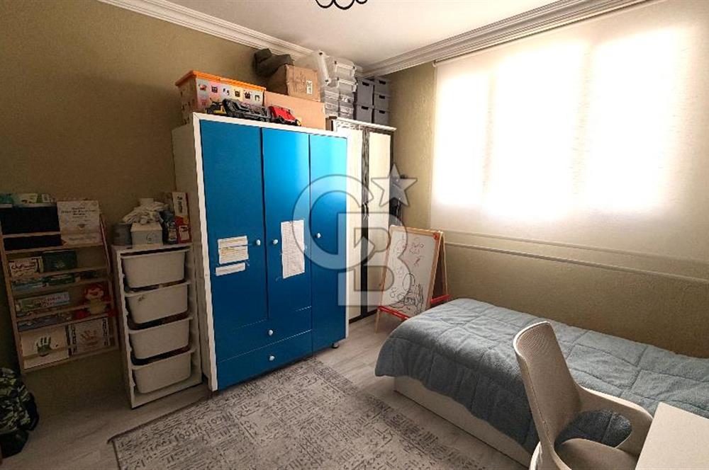 Bayraklıda Deniz Manzaralı Yatırıma Uygun Satılık Müstakil Bina 