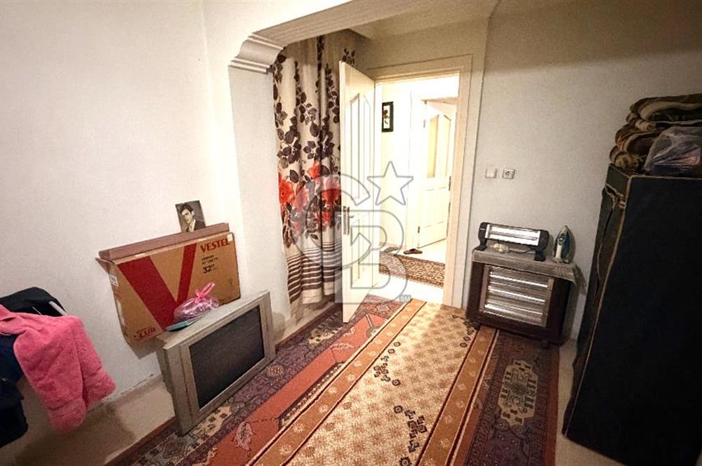 Bayraklıda Deniz Manzaralı Yatırıma Uygun Satılık Müstakil Bina 