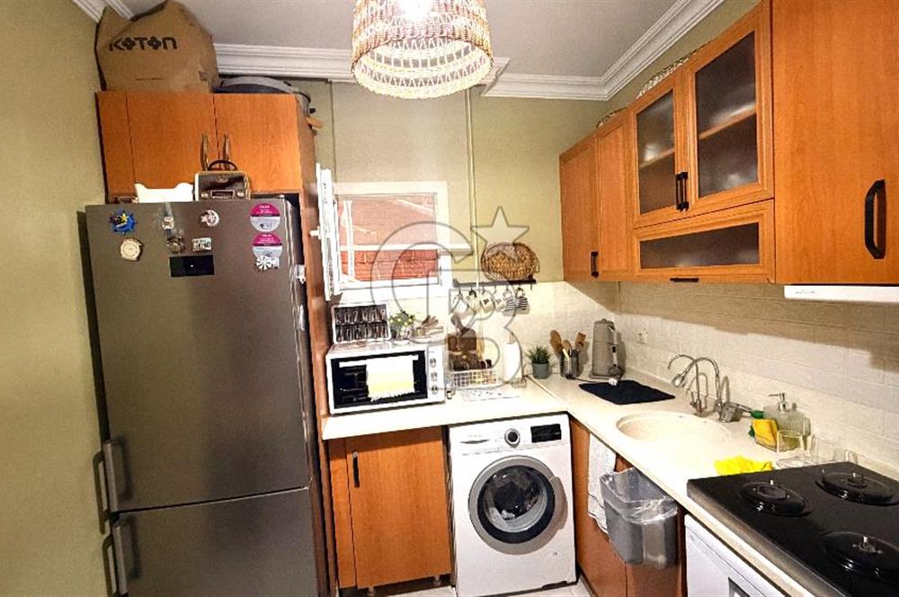 Bayraklıda Deniz Manzaralı Yatırıma Uygun Satılık Müstakil Bina 