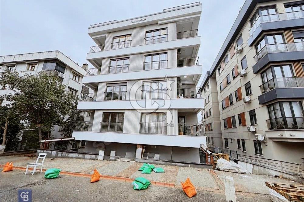 ACIBADEM CÜNEYT KOŞAL SOKAK TA KİRALIK 3+1