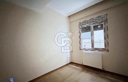 ACIBADEM CÜNEYT KOŞAL SOKAK TA KİRALIK 3+1